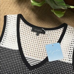 ST JOHN black and white knit dress